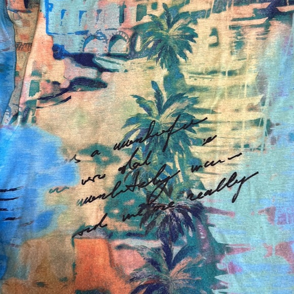 Chicos tee shirt, size 8 (Chicos size 1) - Picture 4 of 5